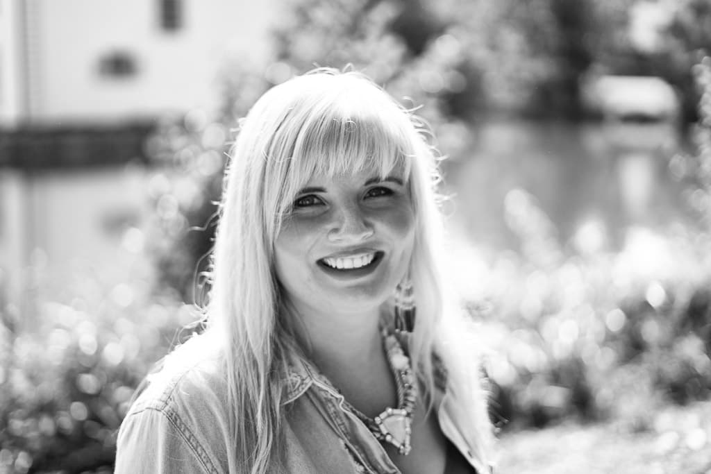 Cheri Lyn is Caught in The Blues